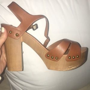 Brown chunky heel